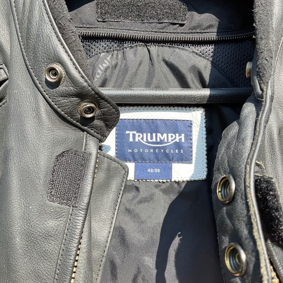 Cafe racer style leather motorcycle jacket - Picture 3 of 3